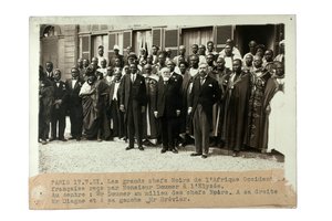 1931年7月17日、フランス、フランス西アフリカの首長（ゼラチンシルバープリント） 作： French Photographer